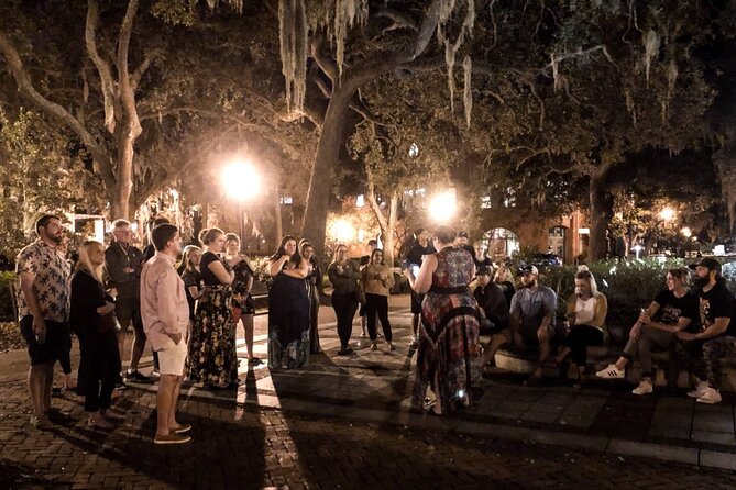 8pm Savannah Secrets True Crime Tour - Wright Square: gallows history and the first case