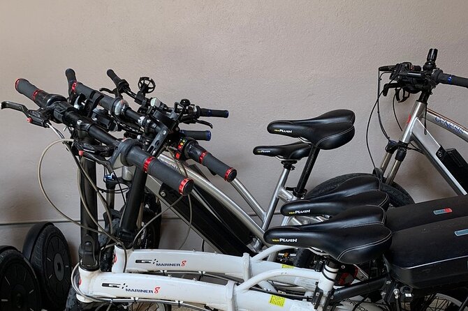 90-Minute Segway History Tour of Savannah - The ride in between: squares, parks, cemeteries, and homes