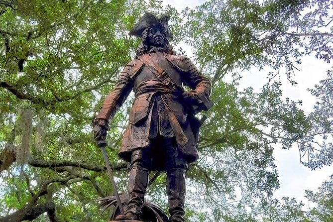 Behind the Plaques - 2 Hour Historical Walking Tour in Savannah - Oglethorpe and Columbia Squares: Founder Energy and the First City Gate Trail