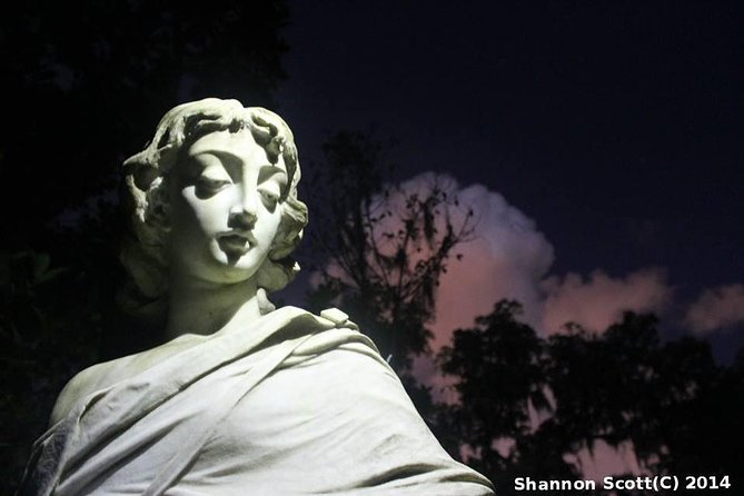 Bonaventure Cemetery's Secret Society Ghost Tour - Start At Shannon Scott Tours: Quick Setup, Big Story Energy