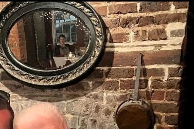 Captain Stoner's Haunted Dive Bar Crawl in Historic Savannah - Owens-Thomas House & Slave Quarters area: the water-before-the-White-House detail