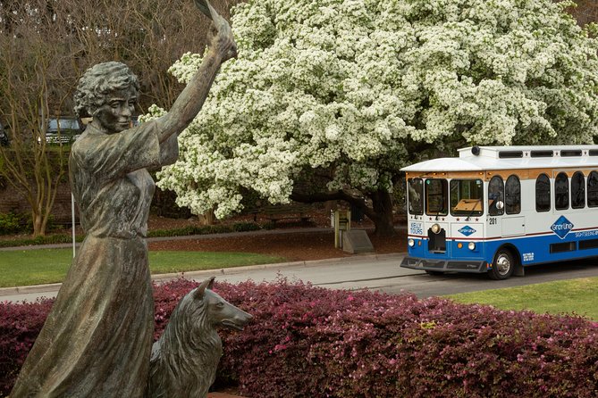 Explore Savannah Sightseeing Trolley Tour with Bonus Unlimited Shuttle Service - Savannah’s Famous Squares: Oglethorpe’s Grid and the Story of Chippewa Square