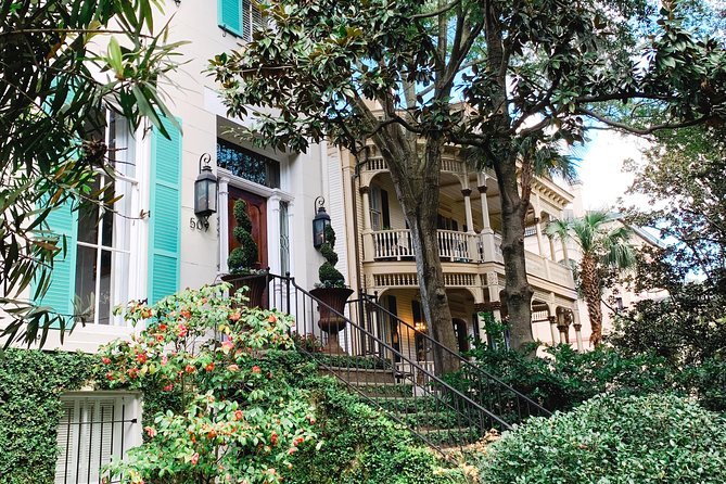 Genteel and Bard's Savannah History Walking Tour - A walking tour that mixes a live guide with letter-based audio