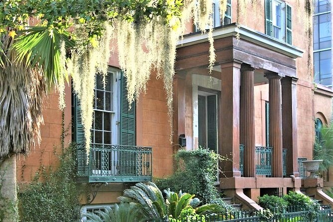 Haunted Savannah Paranormal Ghost Tour - Twilight in Savannah Historic District: The Real Vibe