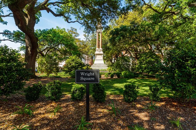Historic Savannah Self-Guided Walking Audio Tour - Stop-by-Stop Highlights: Churches, Squares, and the Classic Savannah Facades