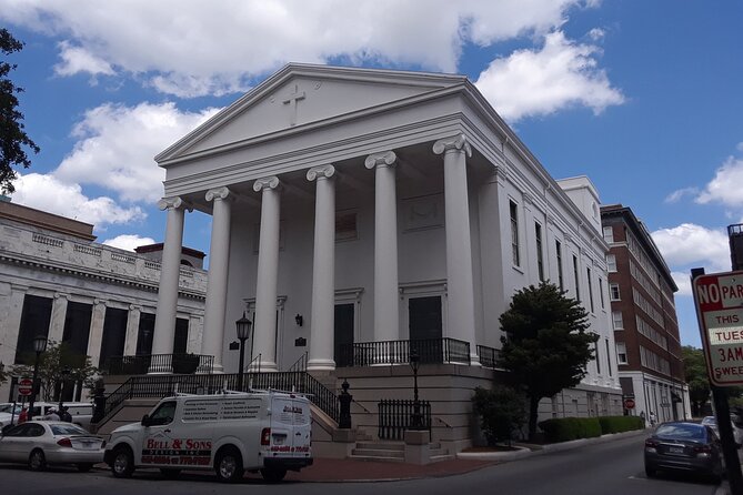 Johnson Square to Independent Presbyterian: A Self-Guided Audio Tour of Savannah - Using VoiceMap on Your Johnson Square to Independent Presbyterian Walk