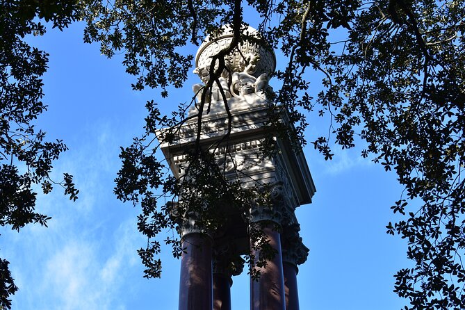 Johnson Square to Independent Presbyterian: A Self-Guided Audio Tour of Savannah - Telfair Academy, Telfair Square, Wright Square, and Oglethorpe Square