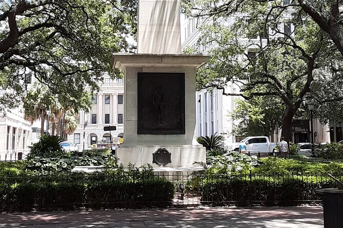 Johnson Square to Independent Presbyterian: A Self-Guided Audio Tour of Savannah - Price, Duration, and What to Bring