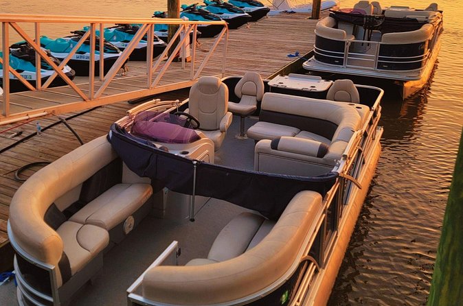Pontoon Boat Rental Tybee Island - Costs beyond the base rate: fuel and taxes you’ll pay after the rental