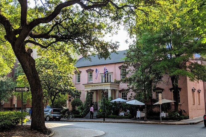 Private Tour of Savannah's Historic/Victorian Districts & Bonaventure Cemetery - How your guide changes the day, not just the script
