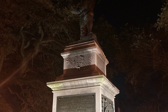 Real Savannah: History, Ghost, and True Crime Tour - The Stories Aren’t Just Spooky: Humor, Fear, and Pacing