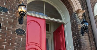 Savannah: Historic District and Islands Private Tour - Cathedral of St. John the Baptist and Forsyth Park: Quick Stops That Teach You How to Look