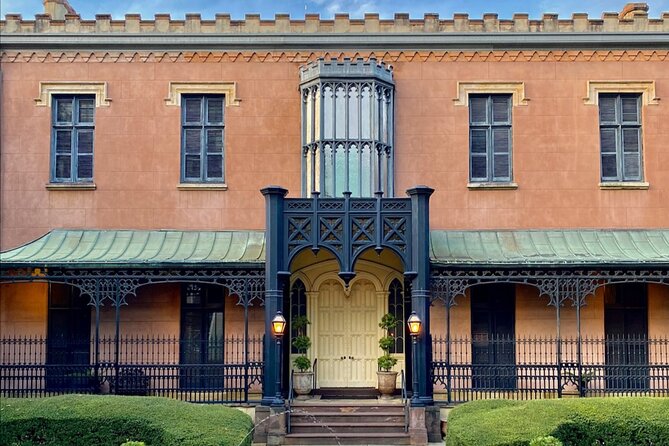 Savannah Historic District Tour by The Wandering Historians - Wright Square and the original founding-era links