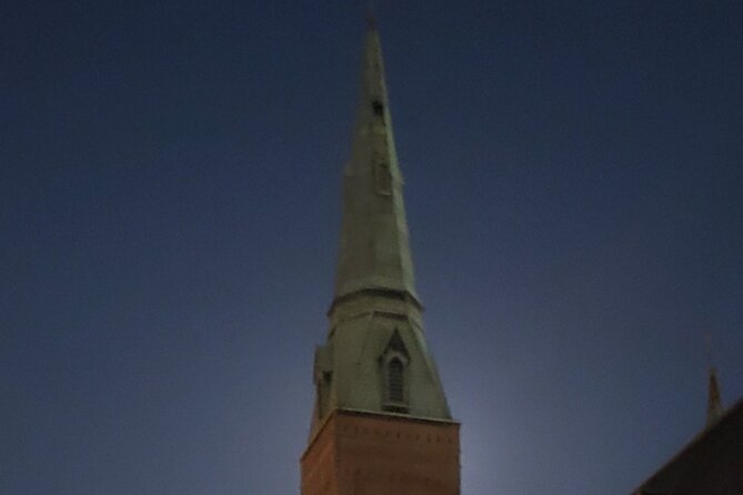 Savannah History and Haunts Candlelit Ghost Walking Tour - Lantern-lit squares and cobblestones: what you’ll see on the move