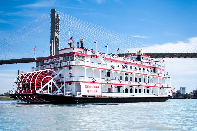 Savannah Land & Sea Combo: City Sightseeing Trolley Tour with Riverboat Cruise - The Time Gap on River Street: How to Use the Wait Like a Pro
