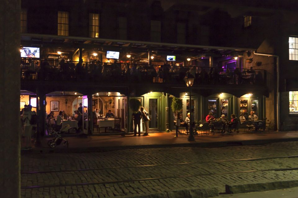 Savannah: Midnight in the Garden Walking Tour and Pub Crawl - Should you book this tour?