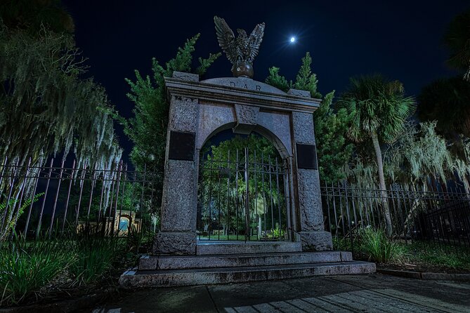Savannah Quest Experience: Ghost Hunt - Why a Ghost Quest Works Better Than a Standard Walking Tour