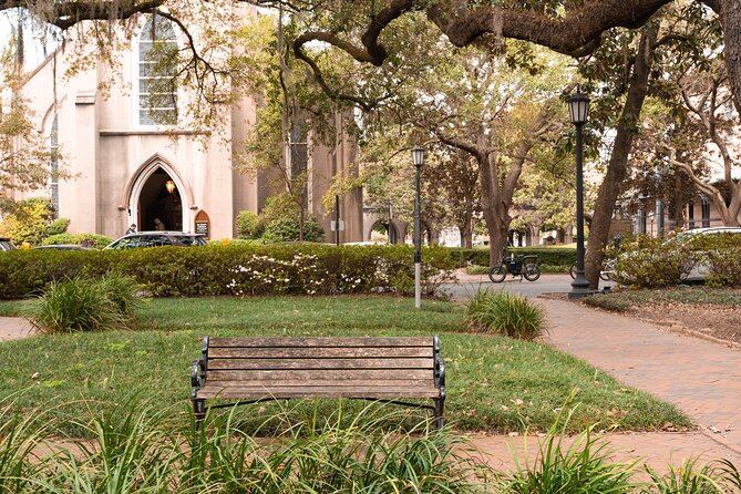 Savannah Quest Experience: Ghost Hunt - Dark-Sky Tips: Playing at Night in Savannah
