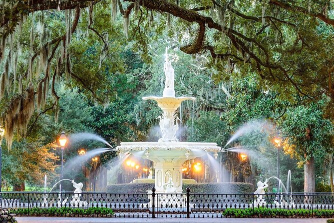 Savannah’s Historical District: A Self-Guided Audio Tour - How VoiceMap guides you: GPS timing, offline comfort, and common hiccups