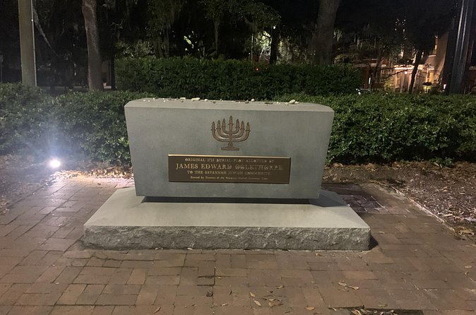 Self-Guided 'Old Squares of Savannah' Solo Walking Tour - Davenport House Museum and Columbia Square Fountain: Two Stops, One Flow
