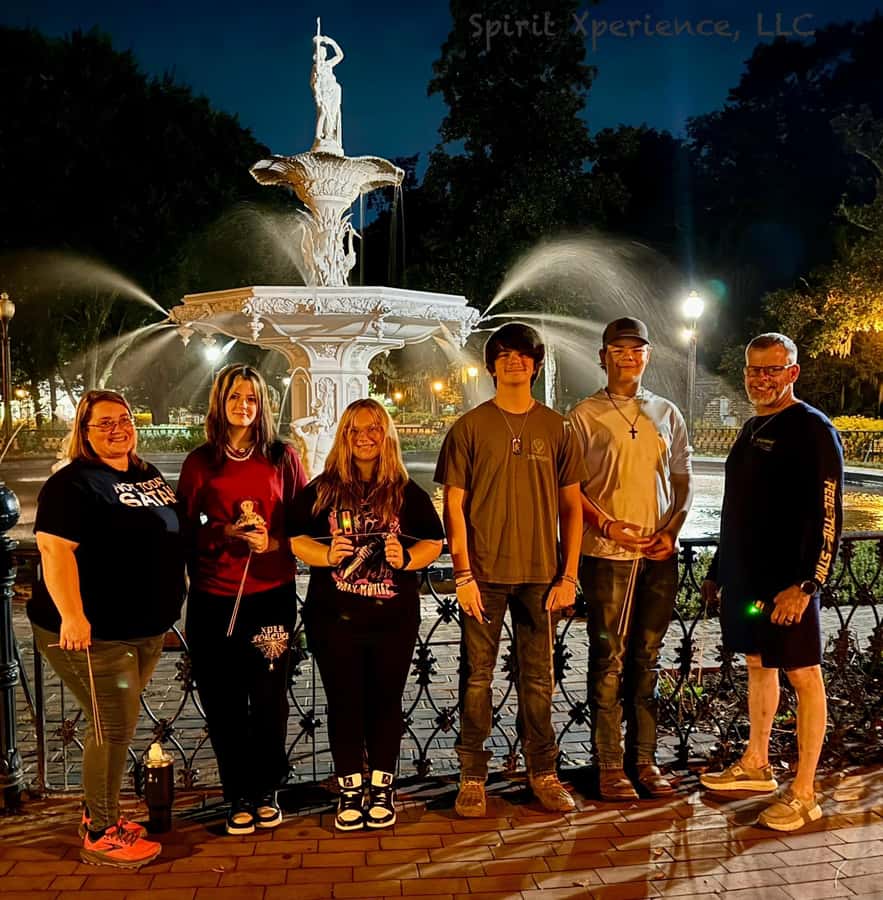 Spirit Xperience: Paranormal Walking Ghost Tour in Savannah - Choosing Your 7:30pm Night: Wright Square vs Monterey Square