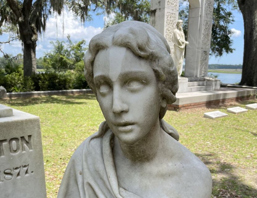 Tombs of Savannah: Bonaventure Cemetery Experience - Key things to look for on this Bonaventure tour