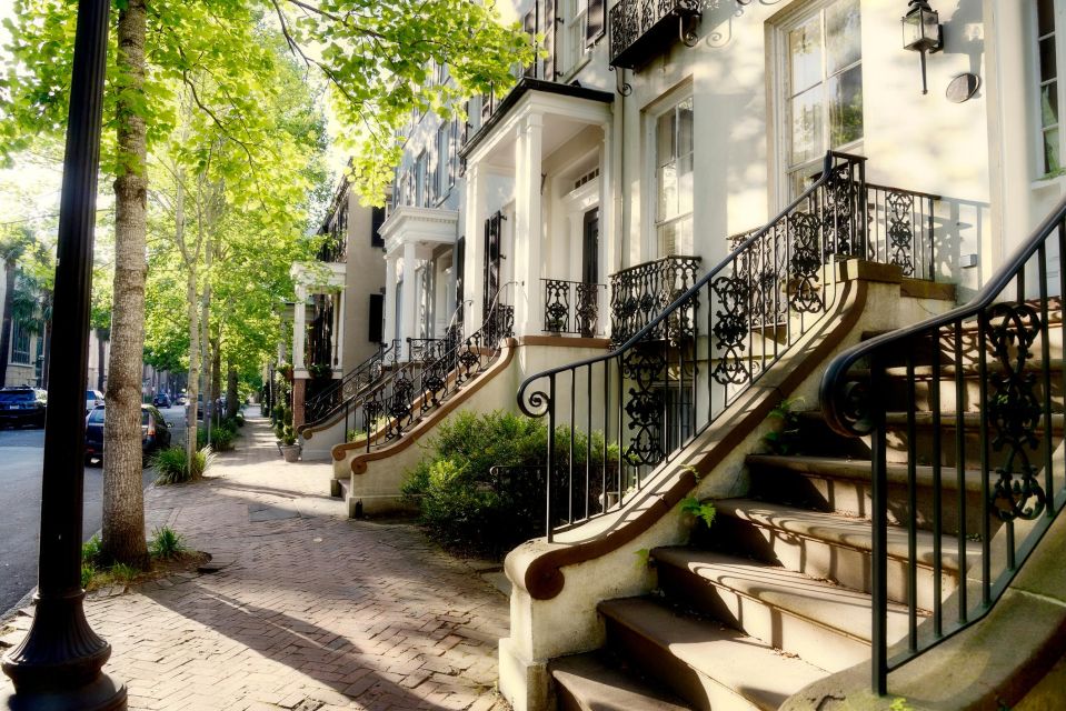 True South Lunch Food Tour - Savannah lunch, turned into a practical city walkthrough