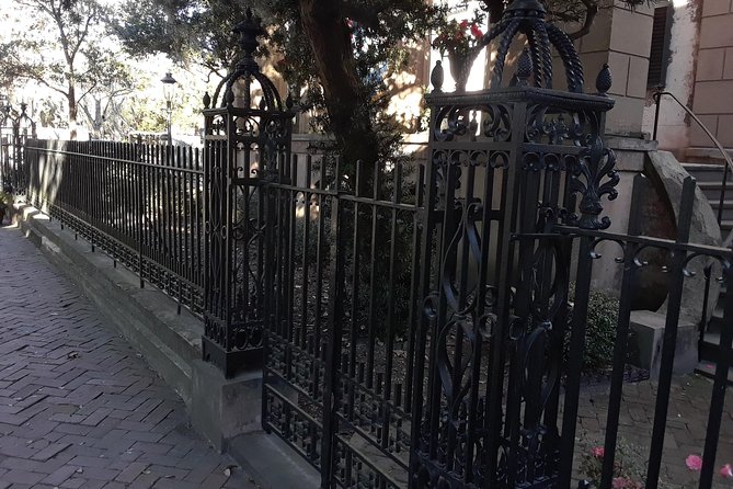 Walking Savannah's Hidden History Tour - Colonial Park Cemetery: Where the Tone Changes